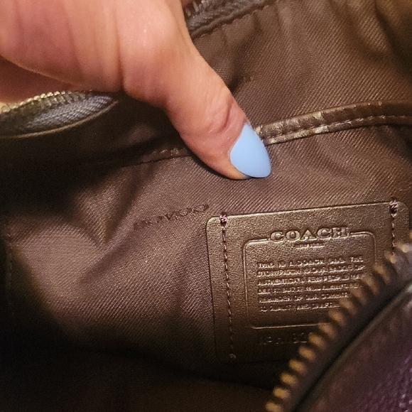 Coach Brown Leather Classic Shoulder Bag - Picture 11 of 13